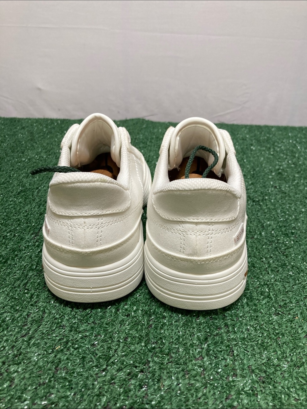 Skechers Women's Canvas Low-Top slip-in Sneakers 117197 sz 8.5 (OKPM-09-19) - Picture 3 of 10